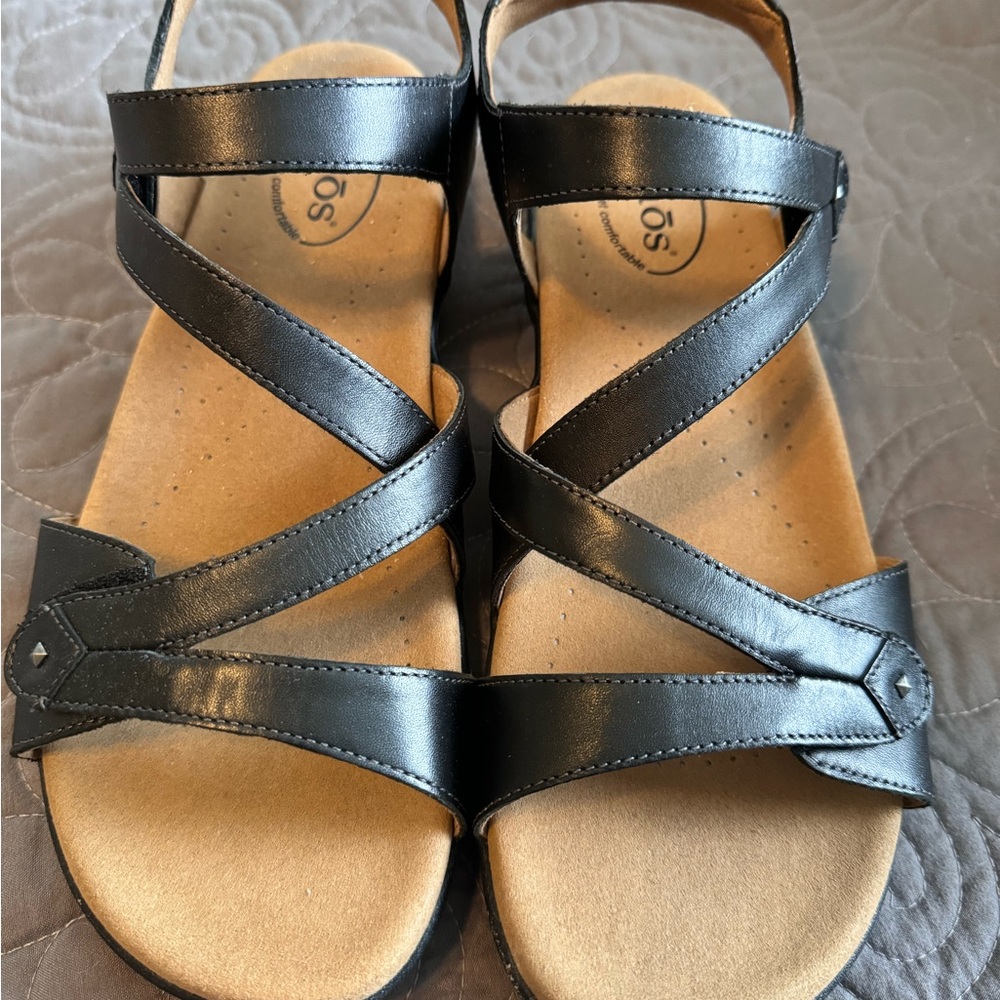 Big Time Taos sandal